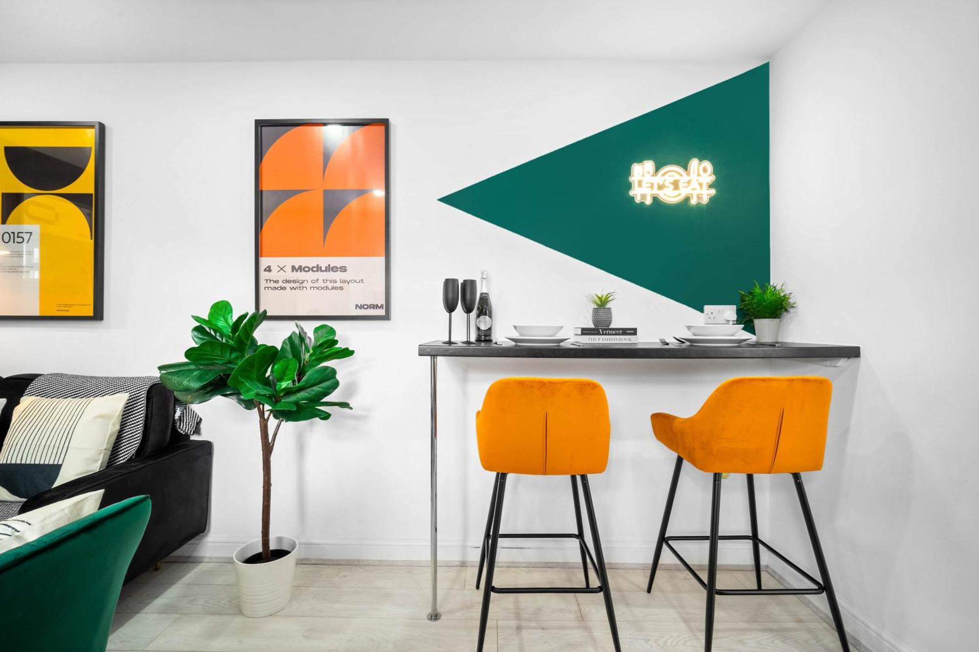 Luxury 3 Bedroom Apartment - Terrace - Near City Centre - Wifi - Smart Tv 1Mr Birmingham Buitenkant foto