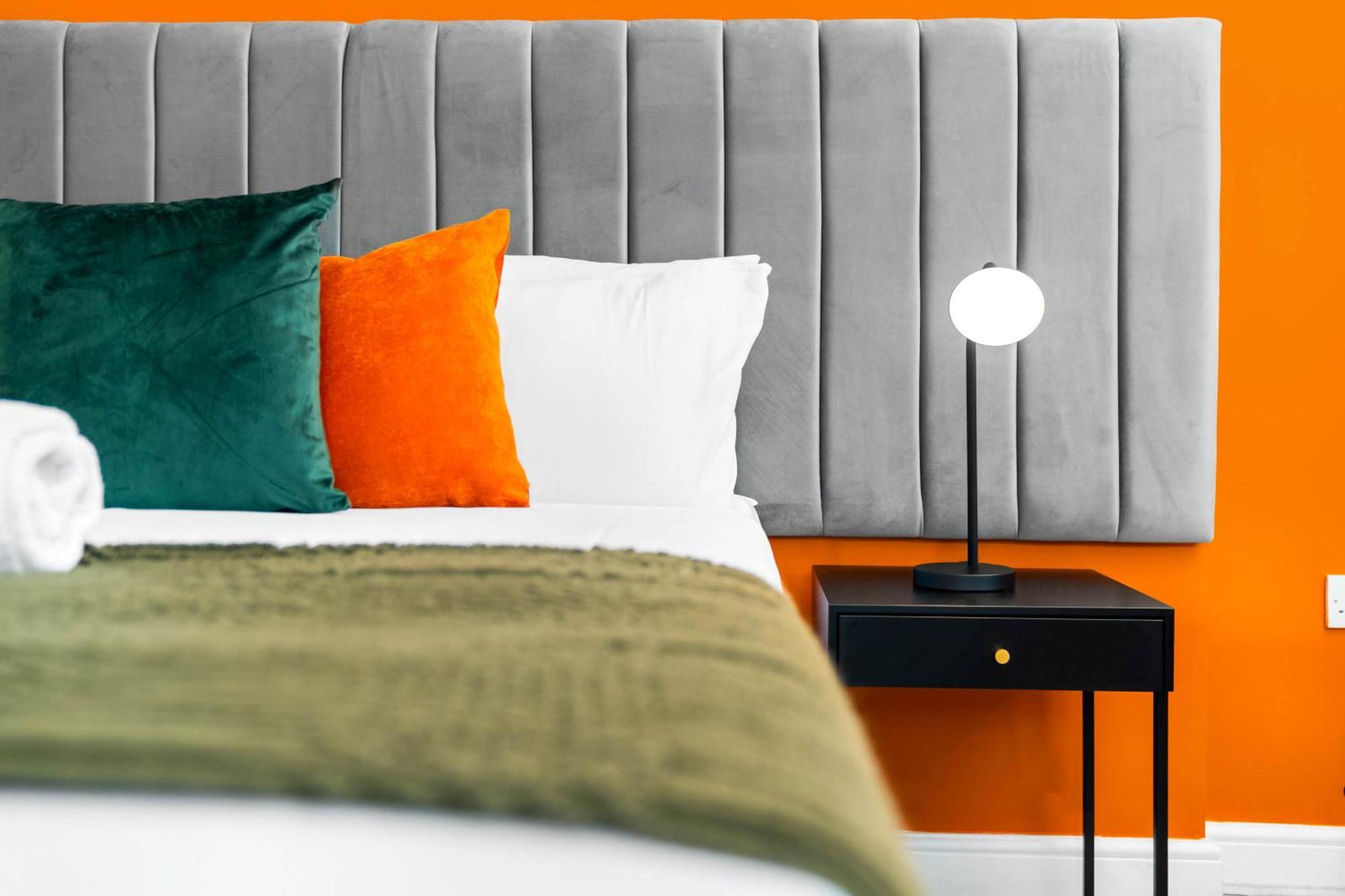 Luxury 3 Bedroom Apartment - Terrace - Near City Centre - Wifi - Smart Tv 1Mr Birmingham Buitenkant foto